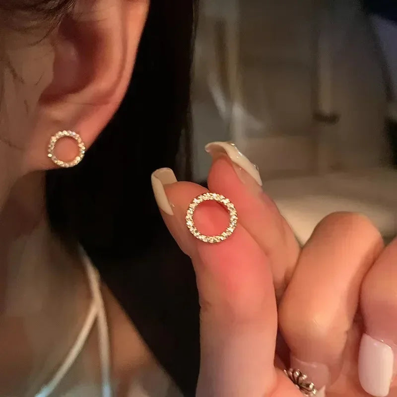 RadiantCircle™ Pavé Circle Studs