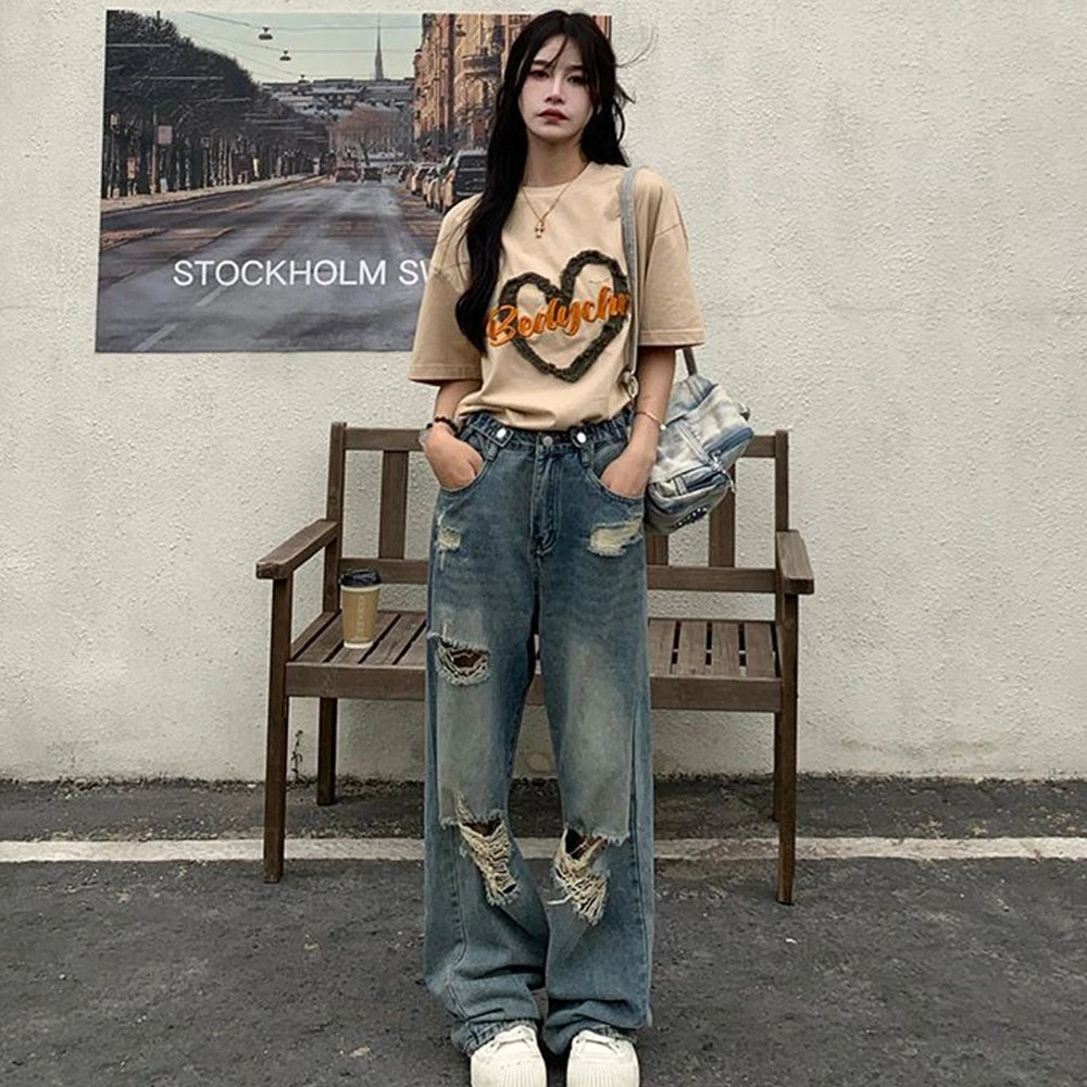 MetroEdge™ Distressed Wide-Leg Jeans