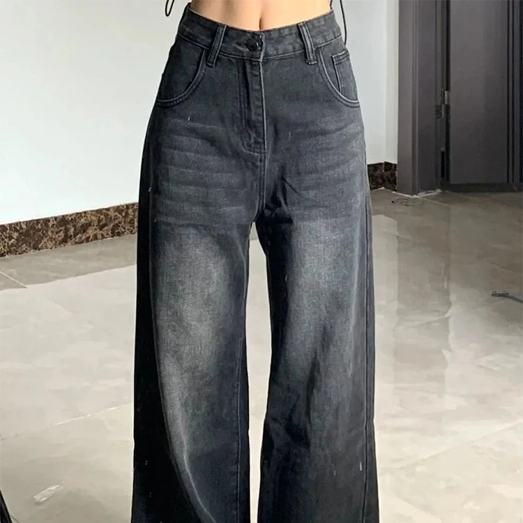 Sculpted Silhouette Wide‑Leg Jeans
